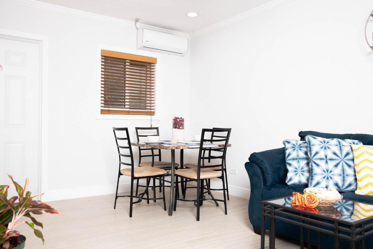 Sheer Bliss Beachview Apt #2 George Town Buitenkant foto